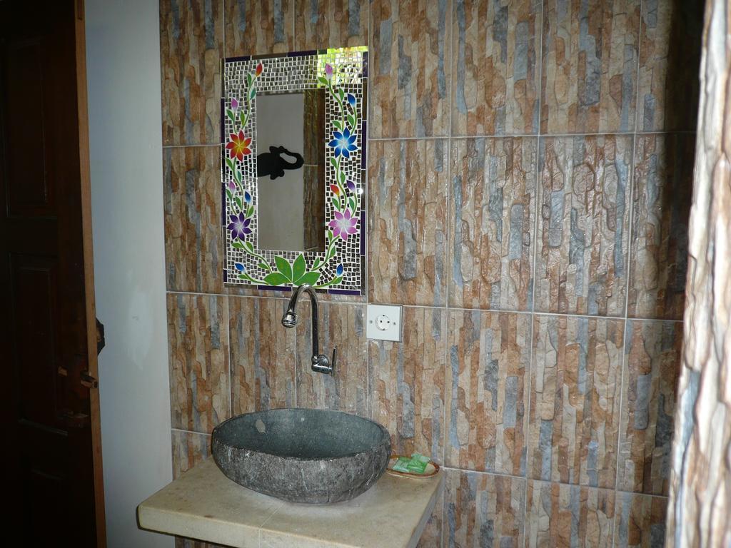 Wawa Wewe II Villas Amed  Room photo