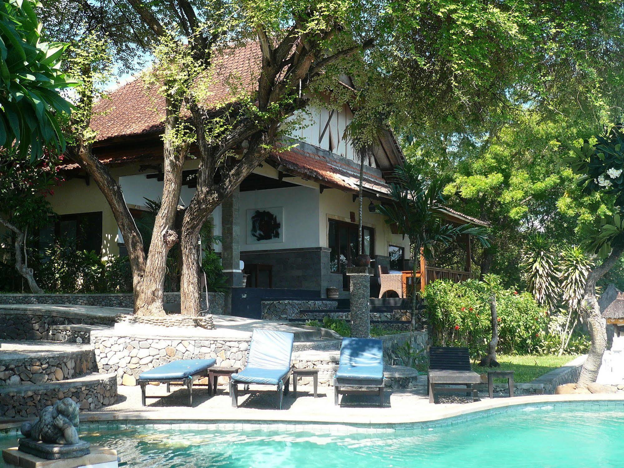 Wawa Wewe II Villas Amed  Exterior photo
